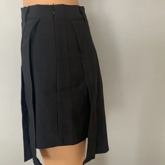 Skort - Picture 1 of 4